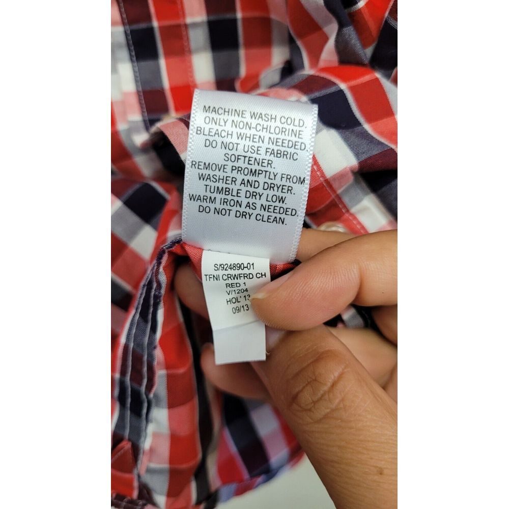 Banana Republic Button Front Shirt Top Men's XL Extra Large Black Red Plaid‎ - Picture 3 of 10